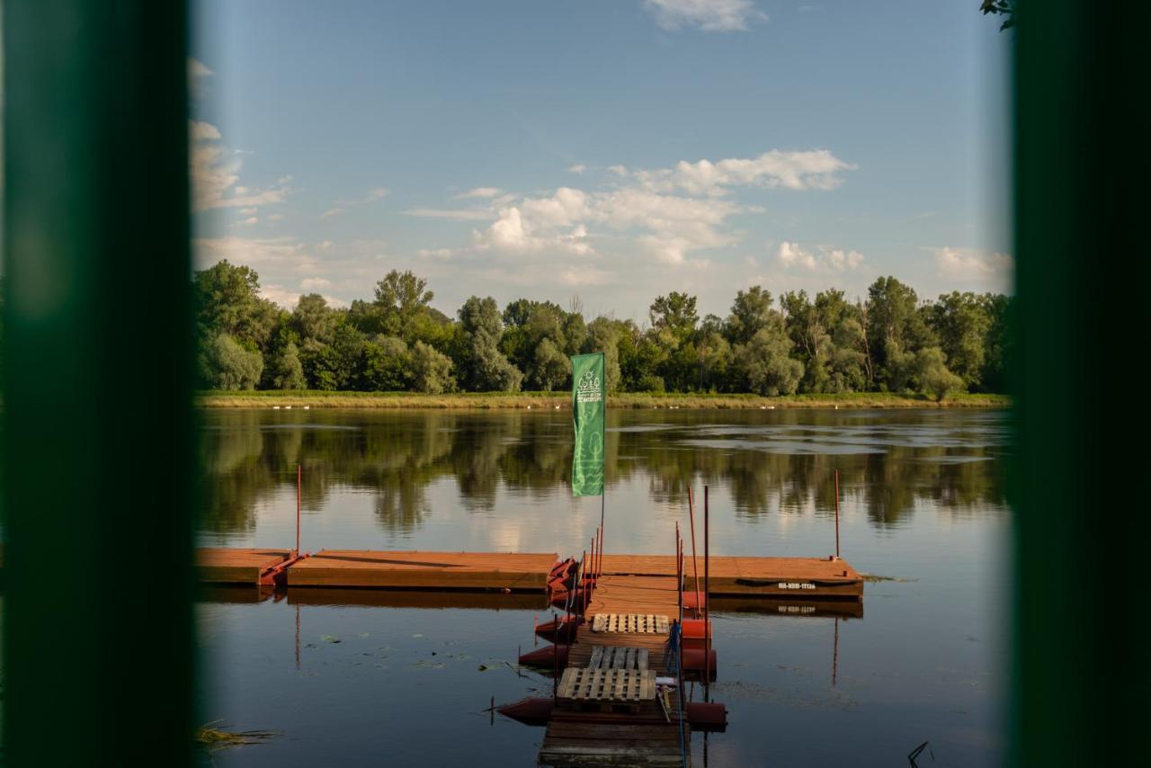 Wez Tu Przystan Pomiechówek Exterior foto